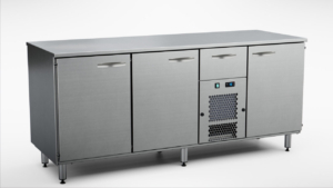 BAGERIKYLBÄNK 1931 (3 dörrar 1 låda) 1970mm