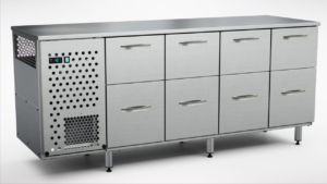 DRYCKESKYLBÄNK 2008 (8 lådor) 2000mm